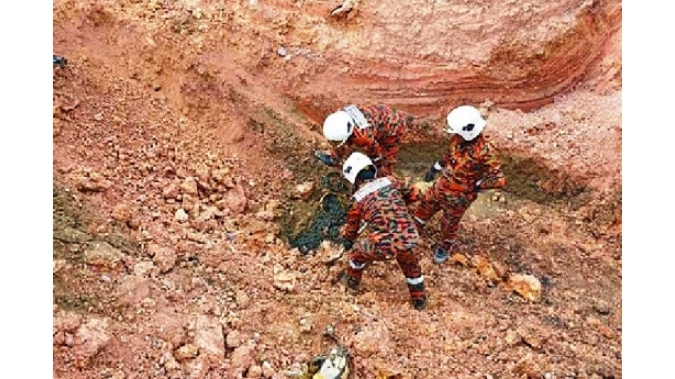 মালয়েশিয়ায় মাটিচাপা পড়ে ৩ বাংলাদেশির মৃত্যু