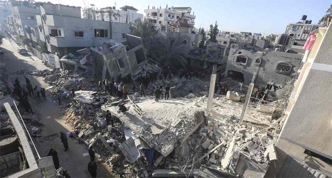 রণক্ষেত্রে পরিণত হয়েছে মধ্য গাজা