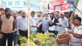 অবরোধ সফলে সিলেট নগরীতে বিএনপির লিফলেট বিতরণ