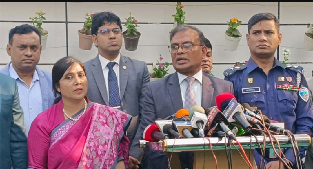 এক সপ্তাহে অনেক কিছু ঘটবে, অপেক্ষা করুন : ইসি আনিছুর