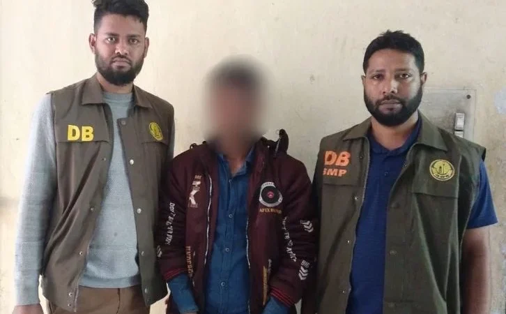 সিলেটে ভারতীয় ৫৭ বস্তা চিনিসহ আটক ১, গাড়ি জব্দ