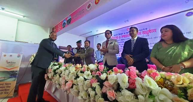 ভ্যাট প্রদানের স্বীকৃতি পেল লাফার্জহোলসিম বাংলাদেশ