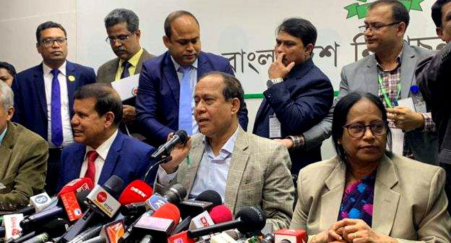 নির্বাচনে ভোট পড়েছে ৪১.৮ শতাংশ : সিইসি