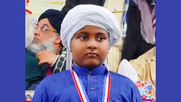 ৮ মাসে কোরআন মুখস্থ করল আট বছরের শিশু আলভি