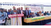 কমলগঞ্জে শীতার্ত চা শ্রমিকদের মাঝে কৃষিমন্ত্রীর কম্বল বিতরণ