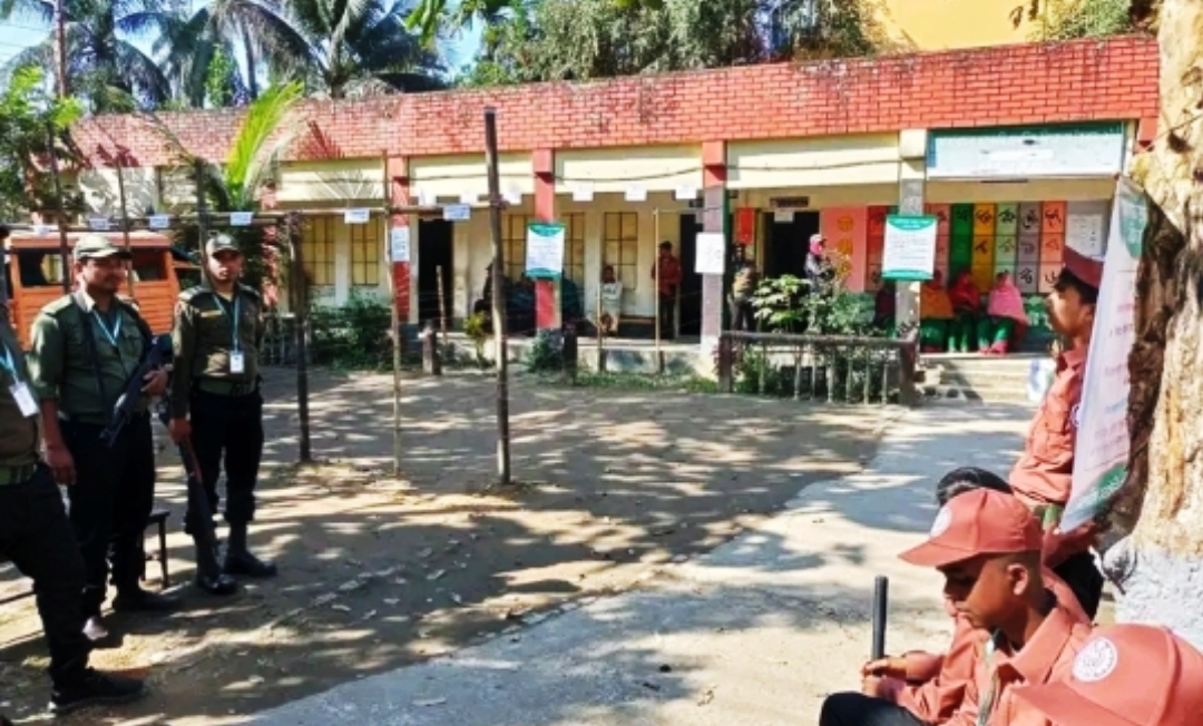 সিলেটে ভোটগ্রহন চলছে, ভোটার উপস্থিতি কম