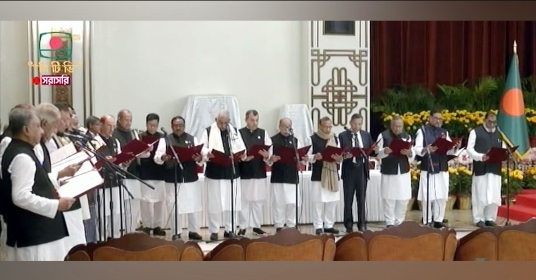 শপথ নিলেন মন্ত্রিসভার সদস্যরা
