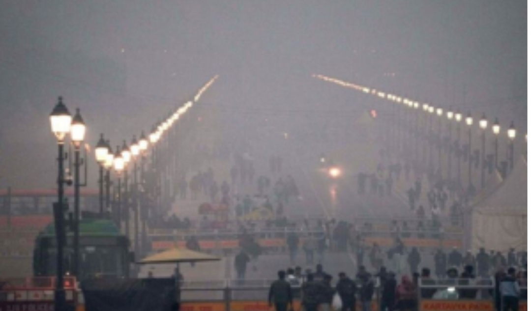 তীব্র শৈত্য প্রবাহে দিল্লিতে রেড অ্যালার্ট