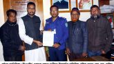 অবৈধ অটোরিক্সা বন্ধের দাবীতে সিএনজি অটোরিক্সা, অটোটেম্পু, টেক্সী, টেক্সীকার মালিক সমিতির স্মরকলিপি পেশ