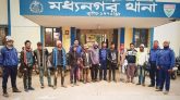 মধ্যনগরে ভারতীয় ২০০ বস্তা চিনিসহ আটক ১০