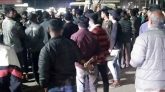 সিলেটে গ্যাসের দাবিতে পরিবহন শ্রমিকদের মহাসড়ক অবরোধ