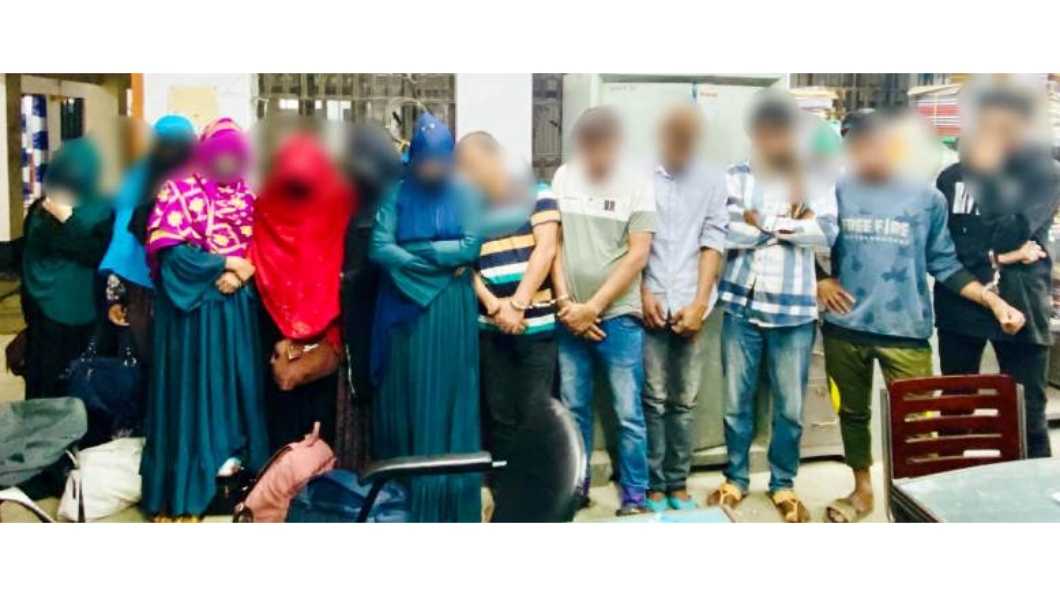 সিলেটে হোটেল সাগর থেকে ১২ নারী-পুরুষ গ্রেপ্তার