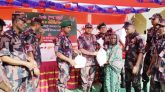 কমলগঞ্জে ৩০০ পরিবারের মাঝে ইফতার ও খাদ্য সামগ্রী বিতরণ