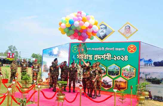 সিলেট সেনানিবাসে সমরাস্ত্র প্রদর্শনীর উদ্বোধন
