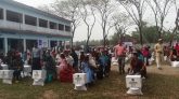 গোলাপগঞ্জে ৩ শতাধিক দুঃস্থ লোকদের মধ্যে খাদ্য সামগ্রী বিতরণ