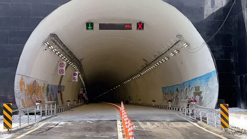 ভারতে বিশ্বের দীর্ঘতম দুই লেনের টানেল উদ্বোধন