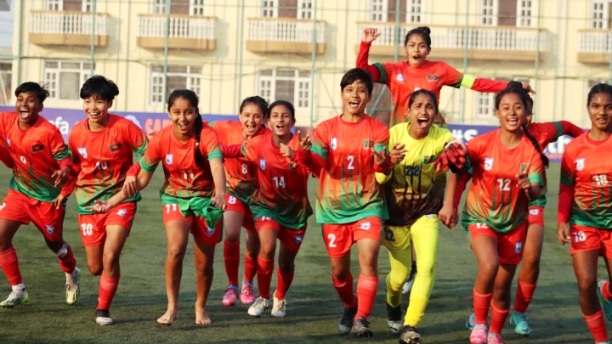 ভুটানের জালে বাংলাদেশের মেয়েদের গোলউৎসব