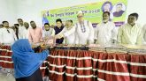 প্যানেল মেয়র ও কাউন্সিলর লিপন বকস্’র উদ্যোগে ঈদ উপহার বিতরণ