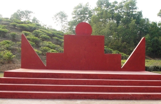 এই দিনে দেওড়াছড়া চা বাগানে গণহত্যা চালায় পাকহানাদার বাহিনী