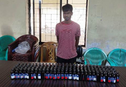 সিলেটে ১৩৫ বোতল ফেন্সিডিলসহ যুবক গ্রেফতার