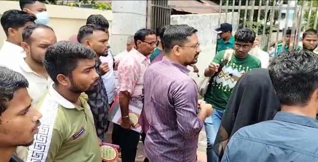 সিলেটে এক মিনিটের জন্য বিসিএস দেওয়া হয়নি ২০ পরীক্ষার্থীর