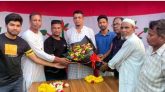 উপজেলা চেয়ারম্যান বদরুল ইসলামকে যুক্তরাজ্য প্রবাসী আব্দুর রশিদ বাবুলের সংবর্ধনা প্রদান