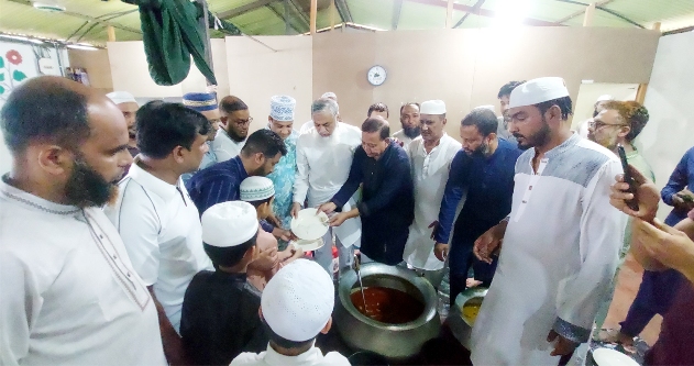 জিয়ার শাহাদাত বার্ষিকীতে সিলেটে বিএনপির খাবার বিতরণ