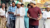 সিসিকের হোল্ডিং ট্যাক্স বাতিলের দাবিতে জামায়াতের লিফলেট বিতরণ