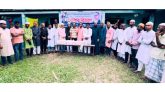 বন্যাদুর্গতদের মধ্যে সিলেট স্বেচ্ছাসেবক দলের খাবার বিতরণ