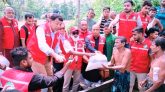 কানাইঘাটে বন্যাদুর্গতদের মধ্যে রেডক্রিসেন্ট সোসাইটির ত্রাণ বিতরণ