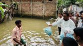 সিলেট নগরীতে বন্যা পরিস্থিতির উন্নতি, সিসিকের ত্রাণ সহায়তা অব্যাহত