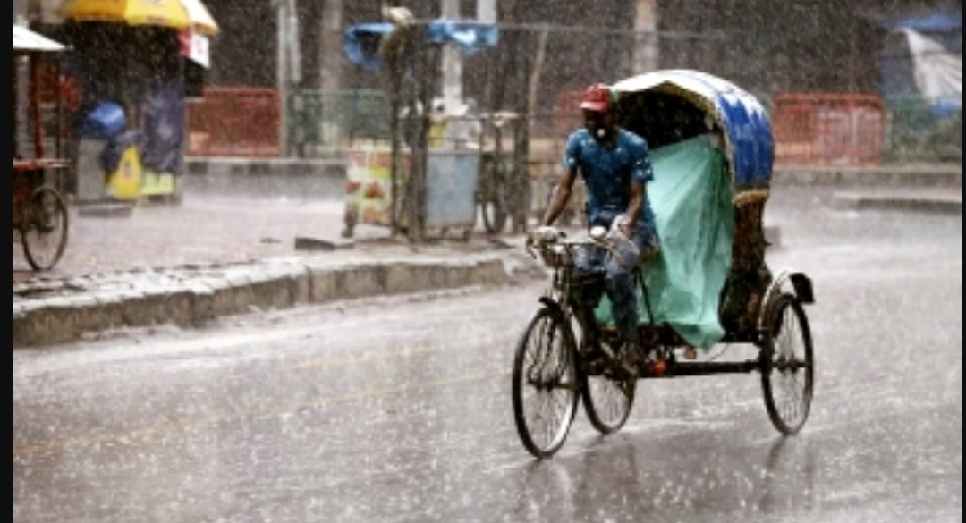 দেশের ১২ অঞ্চলে তীব্র ঝড়বৃষ্টির পূর্বাভাস