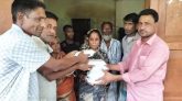ছাতকে বন্যাদুর্গতদের মধ্যে ২০০ বিরানীর প্যাকেট বিতরণ