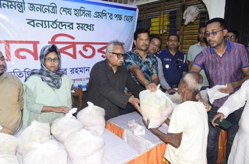 বন্যার্তদের পাশে সকলকে দাঁড়ানোর আহবান প্রতিমন্ত্রী শফিক চৌধুরীর