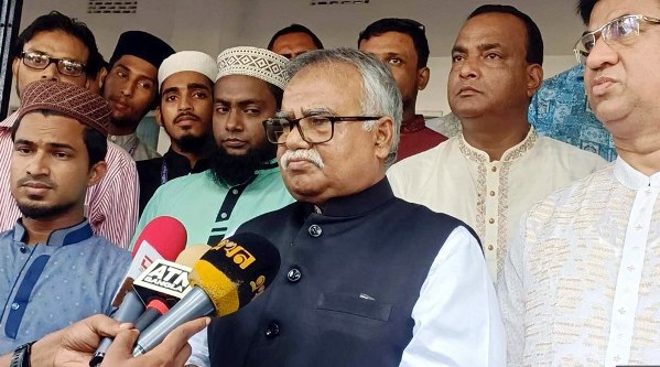 মালেশিয়ায় কর্মী পাঠাতে না পারার কারণ তদন্ত হবে : প্রবাসীকল্যাণ প্রতিমন্ত্রী