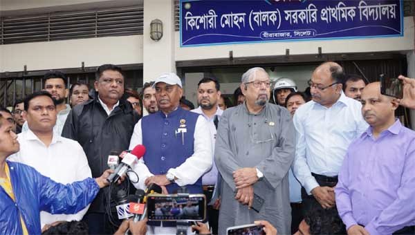 সিলেটের বন্যা পরিস্থিতি প্রধানমন্ত্রী গভীর ভাবে পর্যবেক্ষণ করছেন : দুর্যোগ ও ত্রাণ প্রতিমন্ত্রী