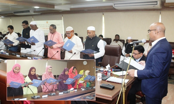সিলেটে ৪র্থ ধাপে নির্বাচিত চেয়ারম্যানদের শপথ গ্রহণ অনুষ্ঠিত