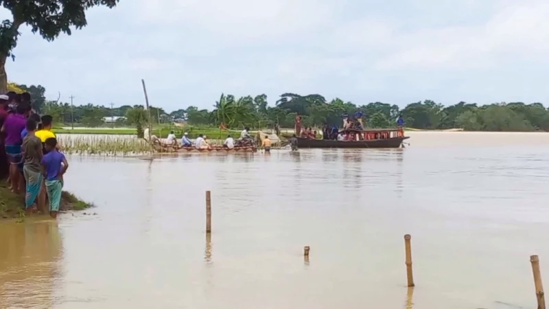 পঞ্চায়েত কমিটির সিদ্ধান্তে ২ শিশুর লাশ ভাসানো হলো নদীতে!
