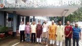 সিলেট-ছাতক রুটে ট্রেন পূনরায় চালুর দাবিতে স্মারকলিপি প্রদান