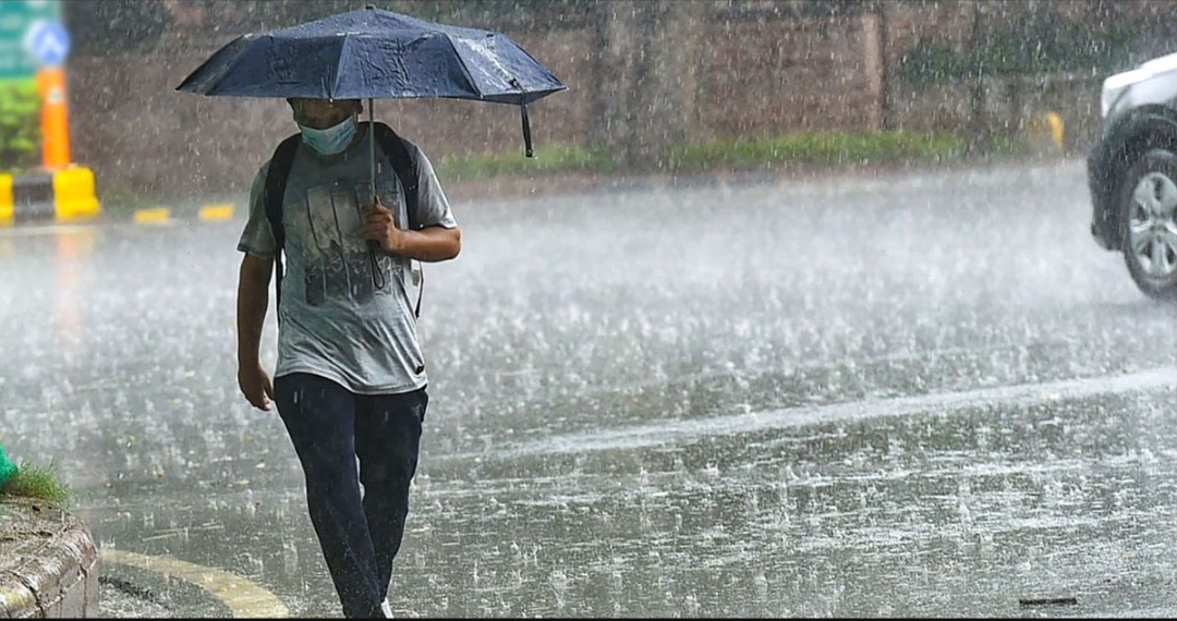 সারা দেশে ভারী বৃষ্টির পূর্বাভাস