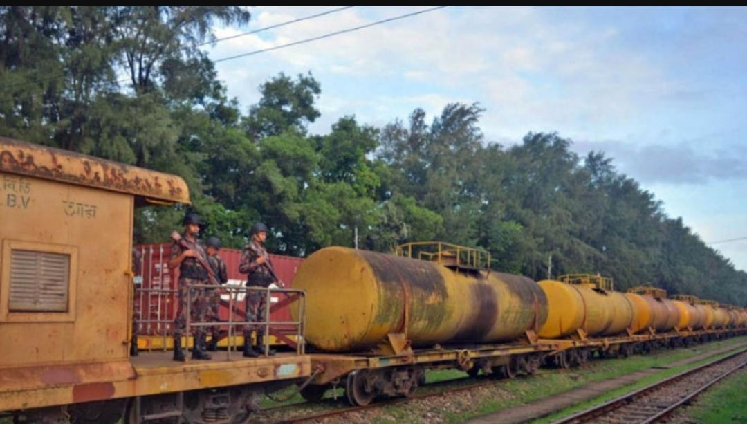 বিজিবির পাহারায় সারা দেশে তেলবাহী ট্রেন চলাচল শুরু