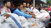 দক্ষিণ সুরমা উপজেলা স্বেচ্ছাসেবক দলের খাদ্যসামগ্রী বিতরণ