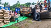 সিলেটে ট্রাকভর্তি ৩৩৪ বস্তা ভারতীয় চিনি জব্দ, গ্রেপ্তার ১