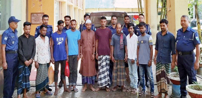 কোম্পানীগঞ্জে বিভিন্ন মামলার ৯ পলাতক আসামি গ্রেপ্তার