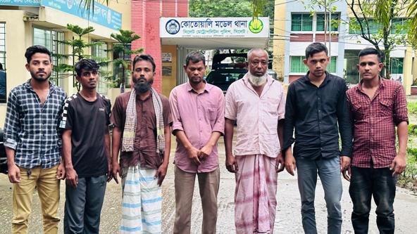 সিলেটে ডিবি’র অভিযানে ৭ জুয়াড়ি আটক