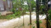 মৌলভীবাজারে প্রতিরক্ষা বাঁধ ভেঙে লোকালয় প্লাবিত