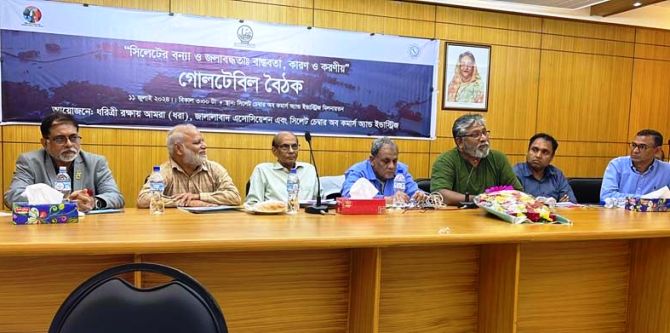 সিলেটের বন্যার জন্য প্রশাসন, রাজনৈতিক নেতৃত্ব এবং জনগণ দায়ী