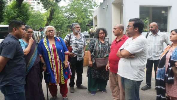 কোটা আন্দোলনের তিন সমন্বয়কের খোঁজে ডিবি কার্যালয়ে ১২ শিক্ষক