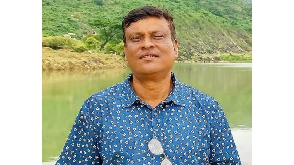সাংবাদিক মকসুদ আহমদ সড়ক দূর্ঘটনায় নিহত