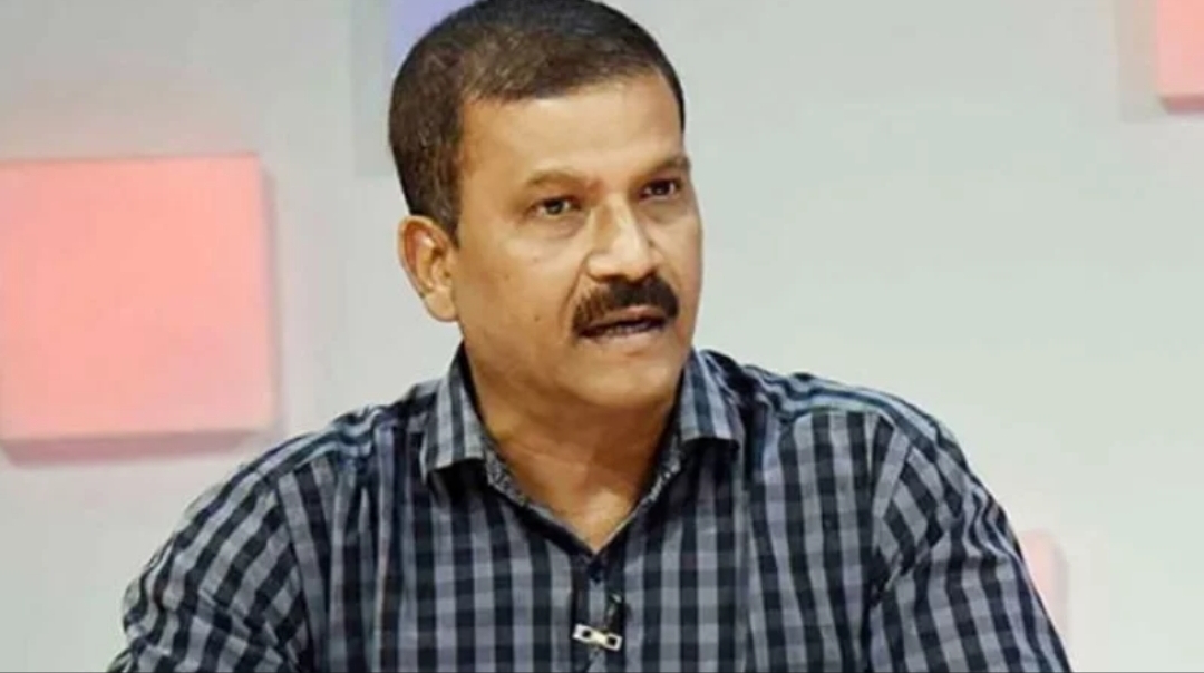 সেনাপ্রধানের সঙ্গে বৈঠক শেষে যা জানালেন আসিফ নজরুল